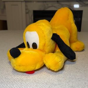 Disney Pluto Stuffy.  Disneyland Pluto